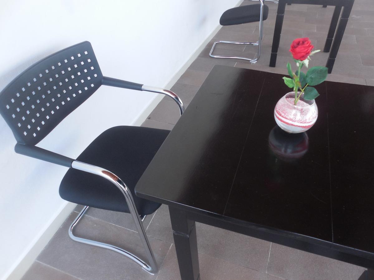 Hotel Bkbg Ломе Екстериор снимка