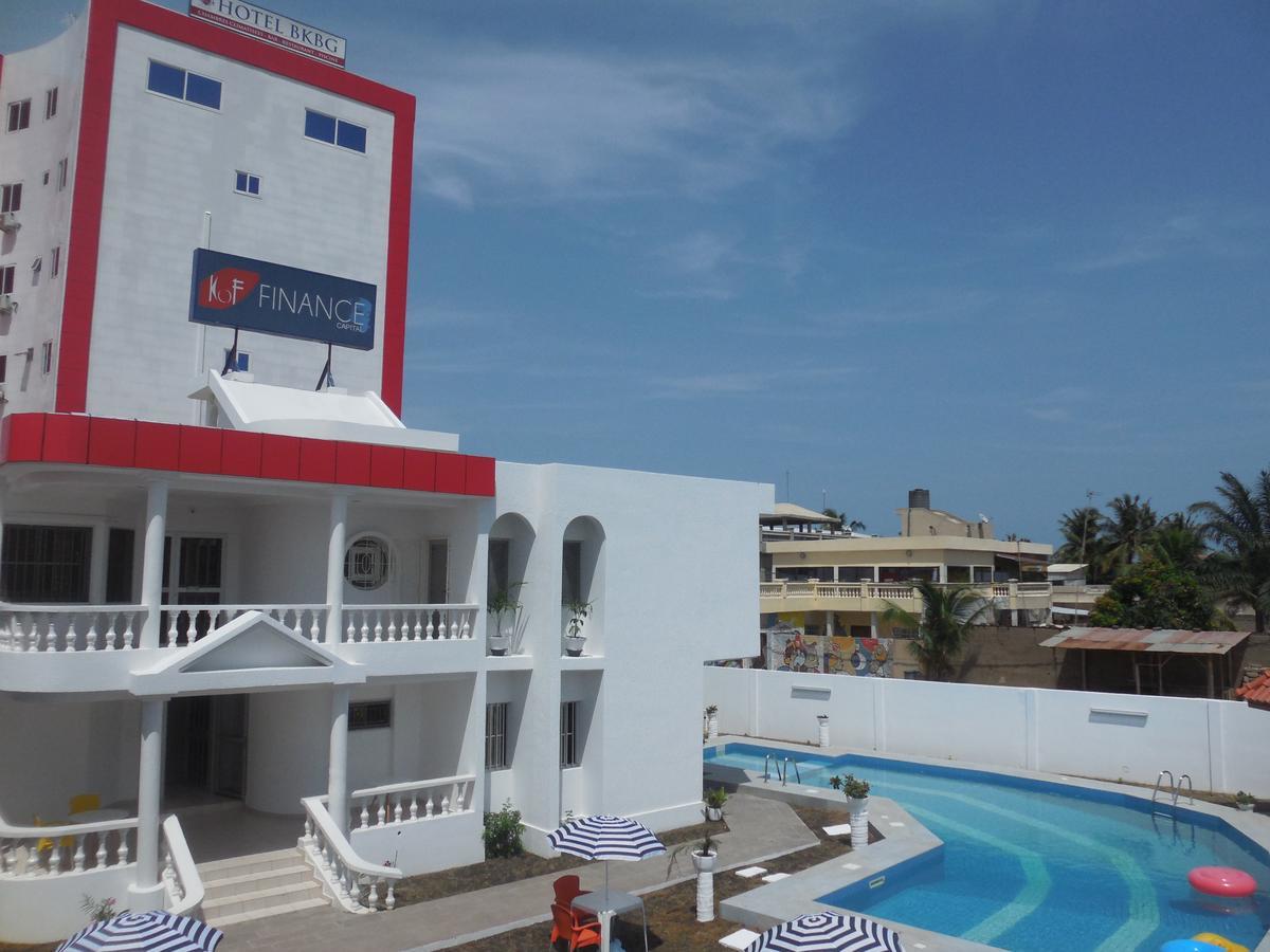 Hotel Bkbg Ломе Екстериор снимка